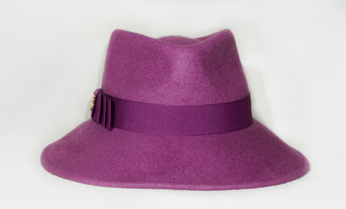 Amaryllis purple wool felt fedora hat with purple Italian cotton grosgrain ribbon band and Bow, front view. Bespoke Couture Millinery Anna Xaniotaki Atelier